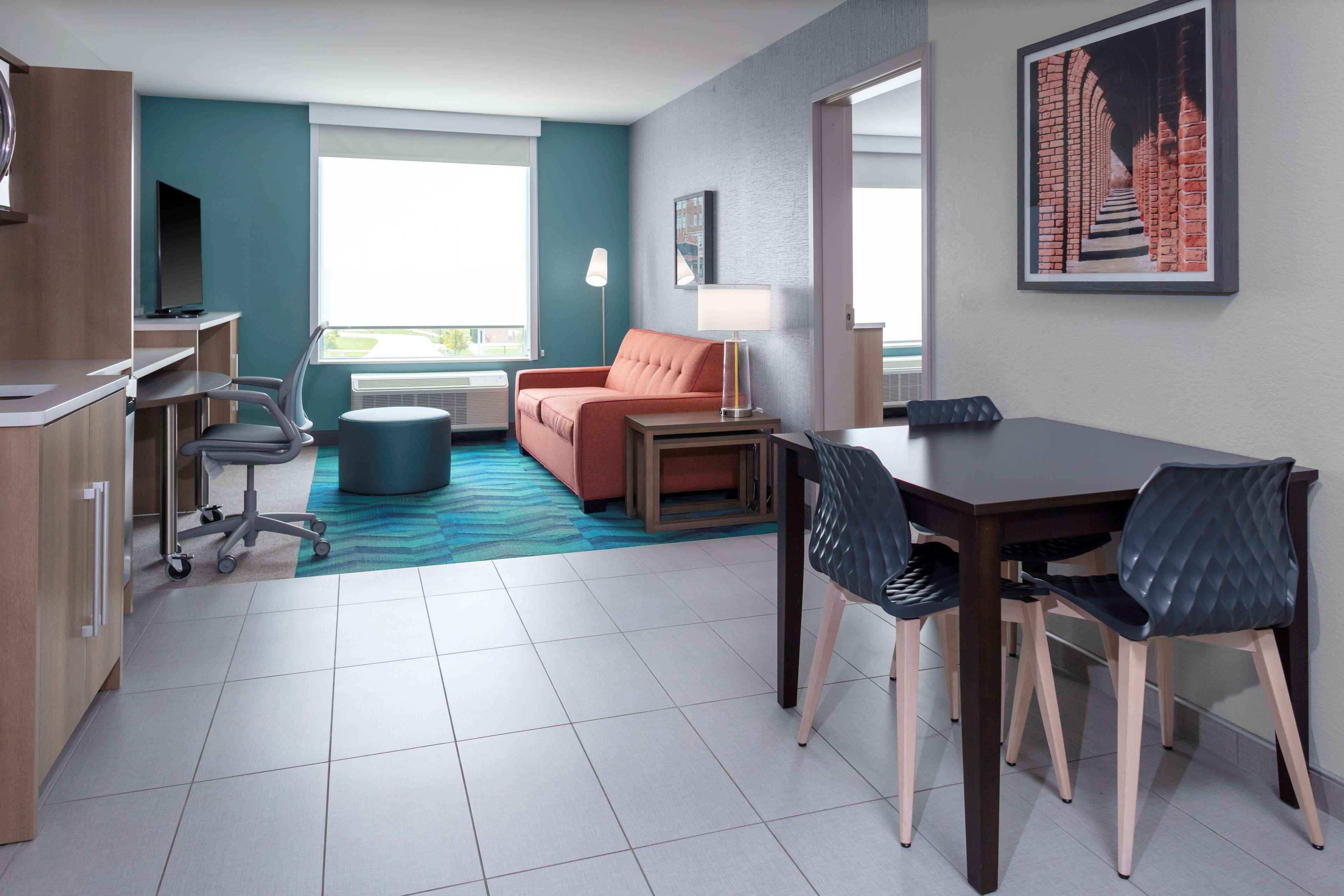 Home2 Suites By Hilton Fort Wayne North Sunnybrook Acres ภายนอก รูปภาพ